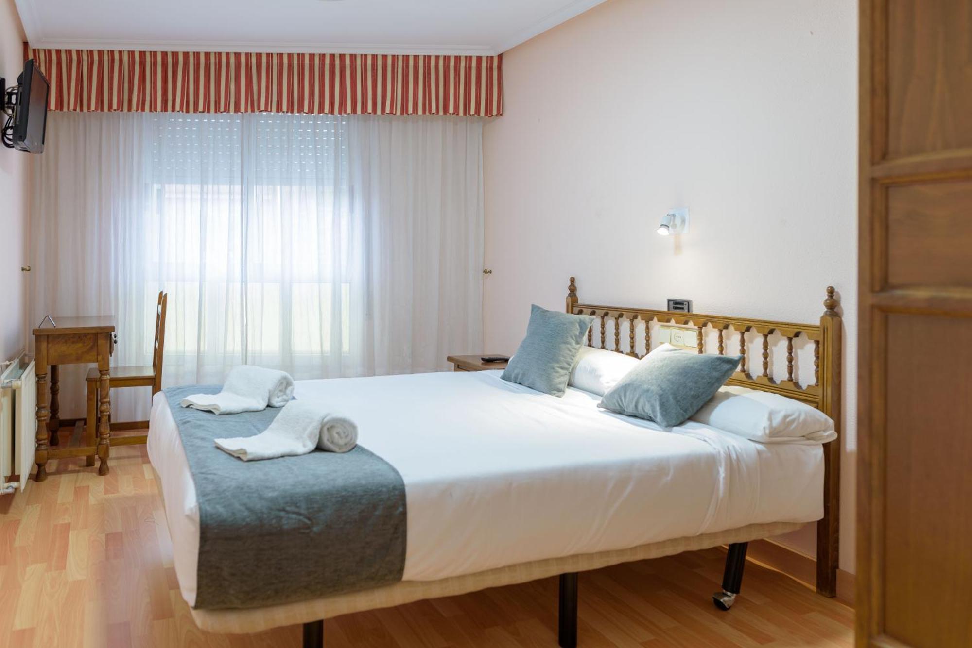 Hotel Alda Xinzo Xinzo de Limia Buitenkant foto