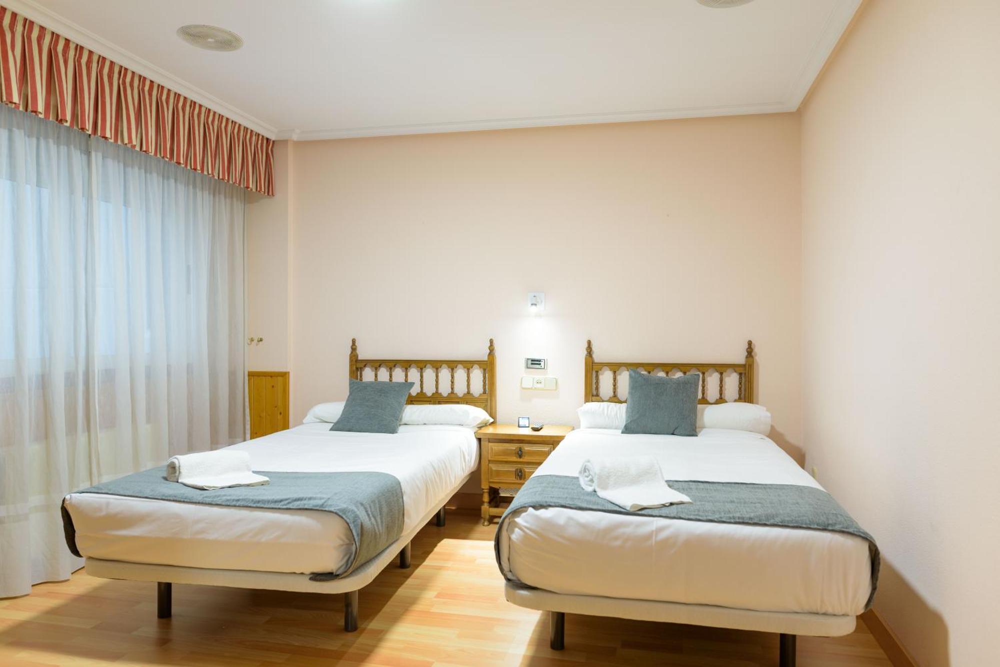 Hotel Alda Xinzo Xinzo de Limia Buitenkant foto